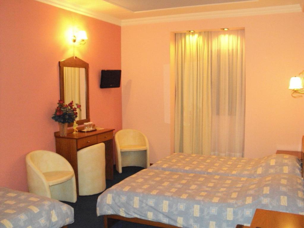 Astoria Hotel Traditional コモティニ 部屋 写真
